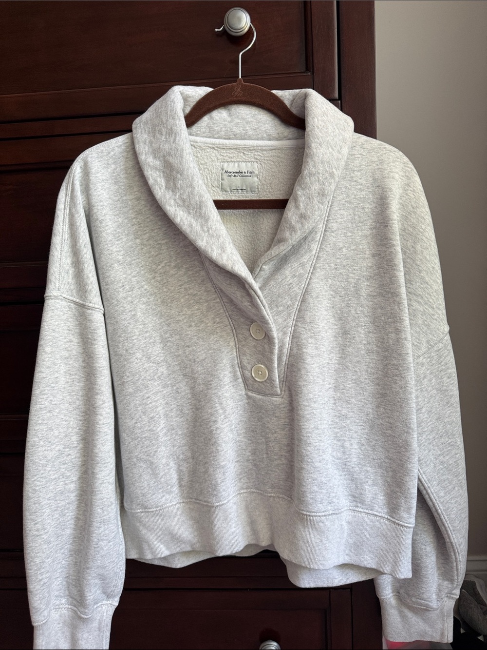 Abercrombie & Fitch Light Gray Shawl-Collar Pullover